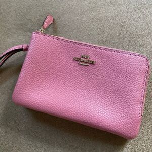 NWT COACH Double Zip Pink Pebbled Leather Wristlet Wallet AUTHENTIC
